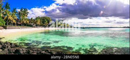 Paesaggio naturale tropicale. Bellissima isola Mauruitius con mare e spiagge splendidi Foto Stock