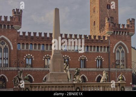 Asti, Italia - 2020 gennaio: Piazza che prende il nome dal conte Ottolenghi in m Foto Stock