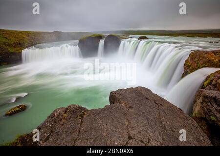Cascata di Goðafoss nel nord dell'Islanda Foto Stock
