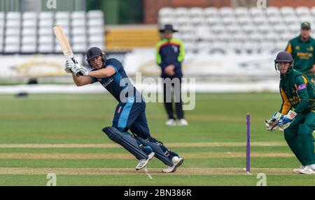 Tom Wood batte per il Derbyshire II XI contro Nottinghamshire in un One Day Trophy Match 1 maggio 2019 Foto Stock