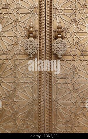 Porta del Palazzo reale, Fes, Marocco. Foto Stock