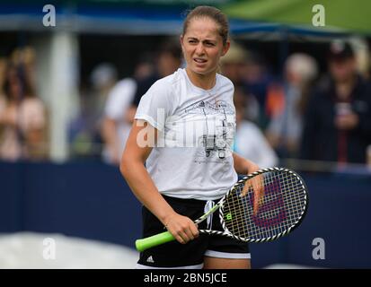 Jelena Ostapenko di Lettonia si è allenata in anticipo rispetto alla sua terza partita al torneo di tennis Nature Valley International WTA Premier del 2019 Foto Stock