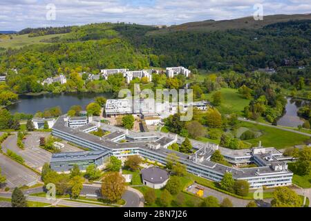 Vista aerea del campus della Stirling University chiusa a causa della chiusura del covid-19 Stirling, Scozia, Regno Unito Foto Stock