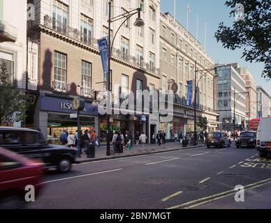 1997, Avon House, Oxford Street, centro di Londra, Inghilterra sud-orientale Foto Stock