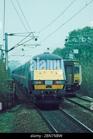 GNER inter city 225, treno passeggeri, nel 1997, a Wakefield, Inghilterra settentrionale, Regno Unito Foto Stock