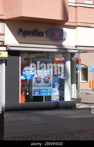 Die Apollo-Optik-Filiale in der Carl-Schurz-Straße 29 nel 13597 Berlin-Spandau. Foto Stock