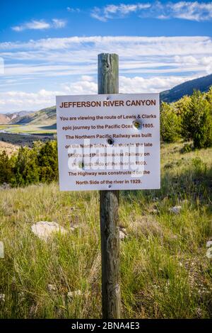 Lewis e Clark Caverns, MT, USA - 29 giugno 2019: Il Jefferson River Canyon Foto Stock