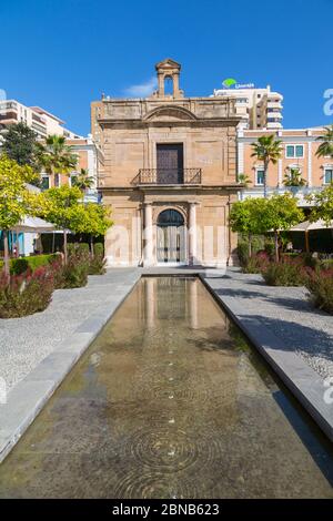 Vecchio Campanile a Malaga Marina, Malaga, Andalusia, Spagna, Europa Foto Stock