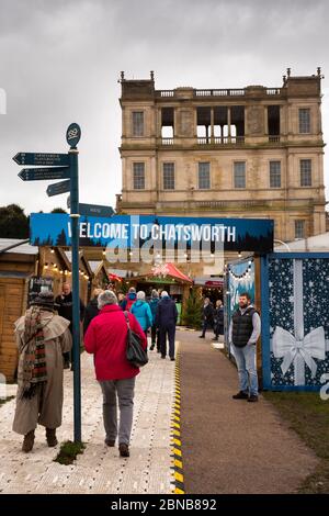 Regno Unito, Inghilterra, Derbyshire, Edensor, Chatsworth House, mercatino di Natale Foto Stock