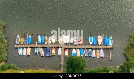 , porto turistico con ormeggi al lago Krakower See, 23.07.2016, vista aerea, Germania, Meclemburgo-Pomerania occidentale, Cracovia am See Foto Stock