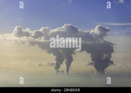 , centrale elettrica Frimmersdorf in Grevenbroich, 17.11.2017, vista aerea, Germania, Renania Settentrionale-Vestfalia, Grevenbroich Foto Stock