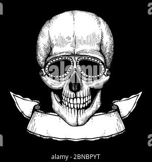 Poster vettoriale con occhiali da biker con cranio umano disegnato a mano e banner a nastro Illustrazione Vettoriale