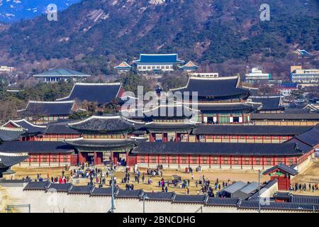 Seoul, Corea del Sud 1/20/2020 Panoramica di Gwanghwamun e Gyeongbokgung a Seoul Foto Stock