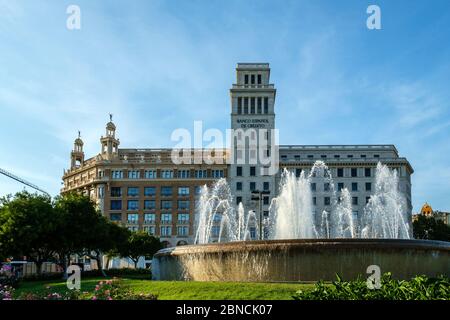 Banco Español de credito, Plaça de Catalunya, Barcellona, Spagna Foto Stock