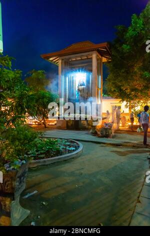 Vollmondfest bei einer Reise auf Sri Lanka Foto Stock