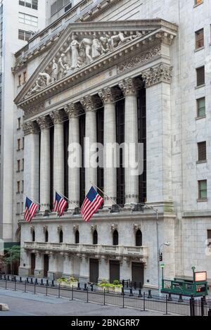 Una vista di Wall Street a New York City Foto Stock