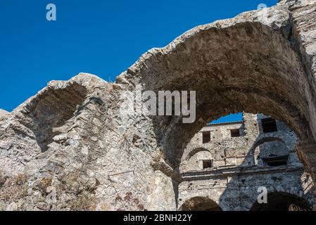 Antico castello medievale a Squillace Calabria Foto Stock