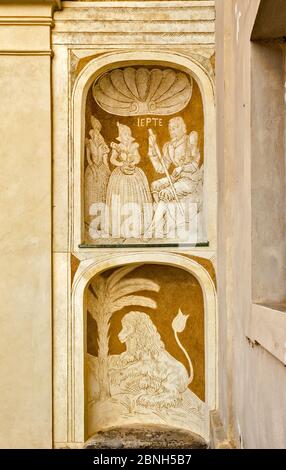 Sgraffito opera d'arte a Litomysl castello del XVI secolo, in stile rinascimentale, Sito Patrimonio Mondiale dell'UNESCO, in Litomysl, Bohemia Repubblica Ceca Foto Stock