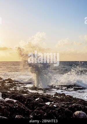 The Blowhole all'alba, East End, Grand Cayman, Isole Cayman Foto Stock