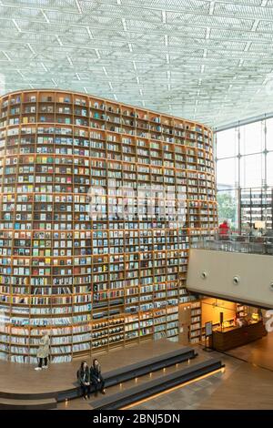 Biblioteca Starfield nel centro commerciale COEX, Seoul, Corea del Sud, Asia Foto Stock