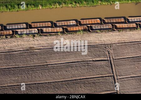 Vista aerea della canna da zucchero chiatte (sterline) Est Guyana, Sud America Foto Stock