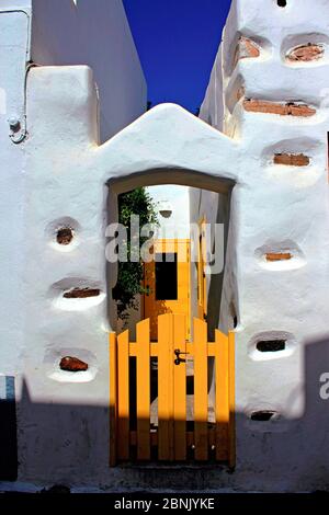 Grecia, isola di Antiparos, l'ingresso di un bar nella città principale. Foto Stock