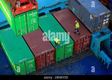 Terminal dei container nel porto di Amburgo, Amburgo, Germania Foto Stock