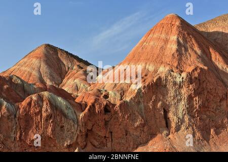 La forma del terreno di Tassels-of-the-Yugur-Maiden dalla piattaforma di osservazione ricamata a colori. Zhangye Danxia-Qicai Scenic Spot-Gansu-China-0878 Foto Stock