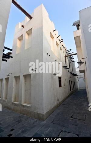 Strade vuote a Souq Waqif, Doha, Qatar Foto Stock