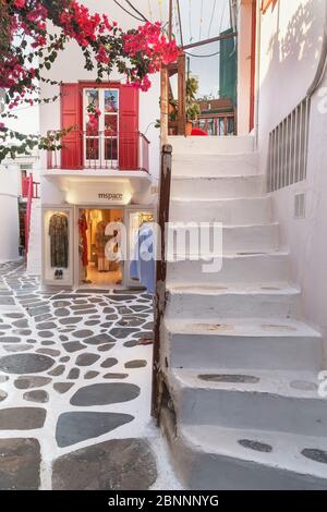 La città di Mykonos, Mykonos, Cicladi, Grecia Foto Stock