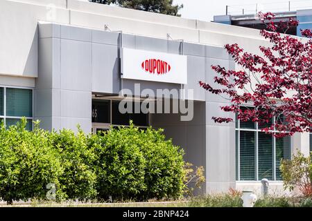 10 maggio 2020 Sunnyvale / CA / USA - DuPont Silicon Valley Technology & Innovation Center; DuPont de Nemours, Inc è una società americana che opera in t Foto Stock