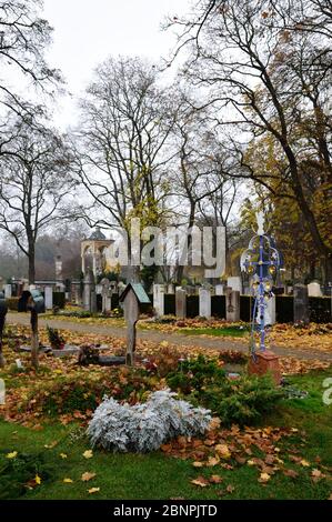 Europa, Germania, Baviera, Monaco, Westfriedhof, sepoltura, croci tipiche, Foto Stock