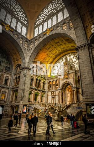 Europa, Belgio, Anversa, città, centro, stazione ferroviaria, Anversa-Centraal, Centraal Foto Stock