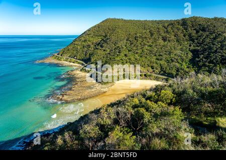 Vista spettacolare della sezione Great Ocean Road vicino a Lorne, Victoria, Australia Foto Stock