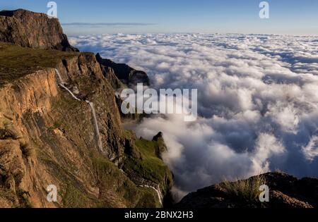 tugela cade dalla cima dell'anfiteatro, drakensberg, kwazulu natal Foto Stock