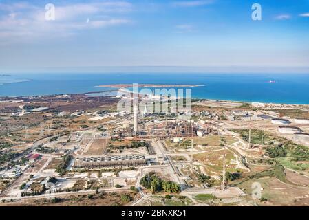 Zona industriale di Siracusa Sicilia, vista aerea Foto Stock