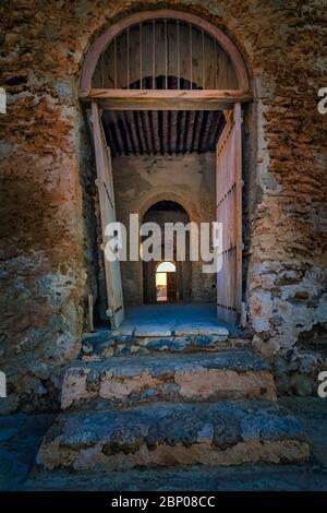 Bellissime immagini della storica vecchia porta Al-Uqair in Arabia Saudita. Foto Stock