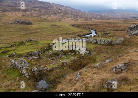 Kilmory vecchia sepoltura terreno vicino Kilmory Bay sull'Isola di Rum, Scozia. Foto Stock