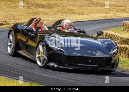 2019 Ferrari Monza SP2 Supercar V12. Foto Stock