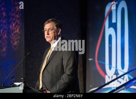 AIAA NASA ricevimento del 60° anniversario American Institute of Aeronautics and Astronautics (AIAA) Direttore Esecutivo Daniel Dumbacher ha tenuto un commento durante un ricevimento ospitato dall'AIAA per celebrare il 60° anniversario della NASA, giovedì 20 settembre 2018 presso il Ronald Reagan Building and International Trade Center di Washington, DC. Foto Stock