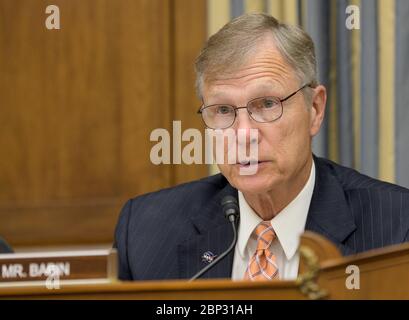 L'audizione sulla Lunar e Deep Space Exploration Rep. Brian Babin, R - Texas, dà le osservazioni di apertura durante la Camera sottocommissione sullo spazio e l'aeronautica udienza intitolata "mantenere le nostre viste su Marte: A Review of Deep Space Exploration Programs and Lunar Proposal della NASA", mercoledì 8 maggio 2019 presso la Rayburn House Office Building di Washington. Foto Stock
