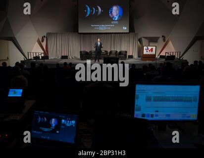 Umani a Marte Summit l'amministratore della NASA Jim Bridenstine dà le osservazioni chiave all'uomo a Marte Summit, martedì 14 maggio 2019, alla National Academy of Sciences di Washington. Foto Stock