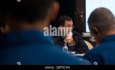 Il 25 febbraio 2018, NASA e Roscosmos, insieme alle forze di ricerca e recupero russe, si incontrarono per completare i preparativi per il ritorno dei membri dell'equipaggio della Expedition 54 Joe Acaba, Mark Vande Hei e il cosmonauta Alexander Misurkin. L'equipaggio aveva trascorso 168 giorni a bordo della stazione spaziale Internazionale. Foto Stock