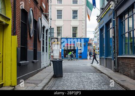 Dublino, Irlanda. Maggio 2020. Il traffico e i footfall limitati nel centro di Dublino, i negozi e le aziende sono chiusi a causa delle restrizioni pandemiche del Covid-19. Foto Stock