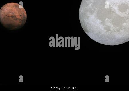 La luna e i pianeti nello spazio esterno Foto Stock