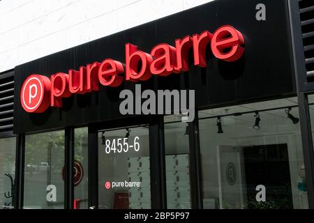 Un logo all'esterno di una sede pure barre a Silver Spring, Maryland, il 12 maggio 2020. Foto Stock