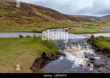 Ford al Fore Gill Gate, Reeth Moor, North Yorkshire, Inghilterra, UK: presentato nei crediti di apertura della serie TV '70 'All Creatures Great and Small' Foto Stock