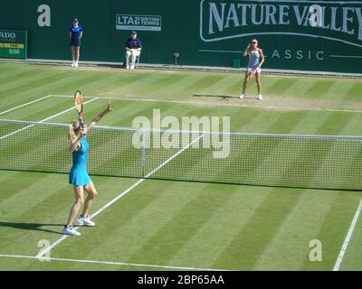 Elina Svitolina vs Mihaela Buzarnescu nelle finali del quarto venerdì 22 giugno 2018, Birmingham, UK Foto Stock