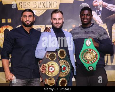 Pugile tedesco Agit Kabayel WBA, IBO campione del mondo di pugilato pesi massimi leggeri Dominic BÃ¶sel, WBC junior campione del mondo Peter Kadiru tutti SES boxing Foto Stock