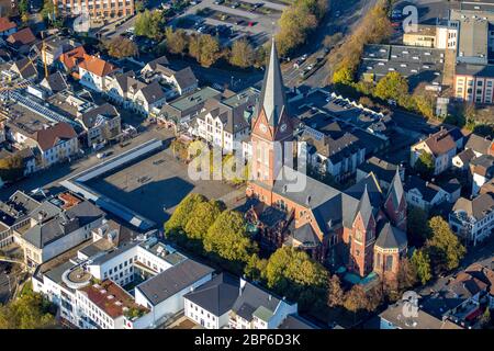 Vista aerea, Neheimer Markt, Neheim Cattedrale di St. Johannes-Baptist, Neheim, Arnsberg, Sauerland, Nord Reno-Westfalia, Germania Foto Stock